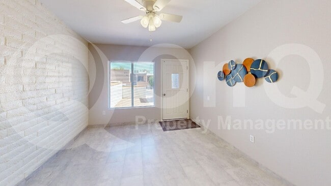 Building Photo - 1419 Placita Apache