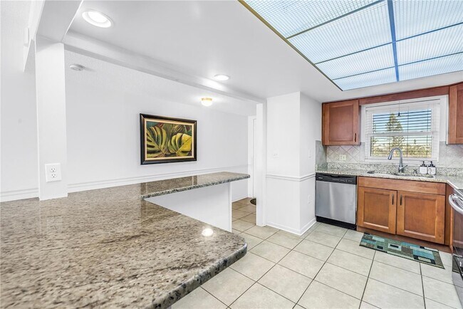 Building Photo - 5575 Gulf Blvd