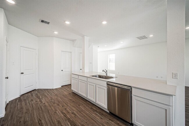 Building Photo - 1951 Foxtail Crk Ct