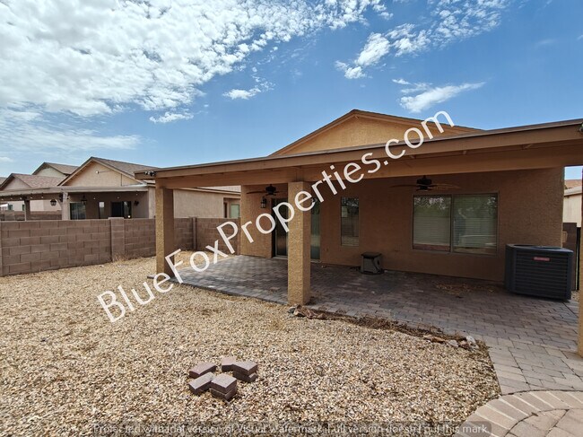 Building Photo - 6621 S De Concini Dr