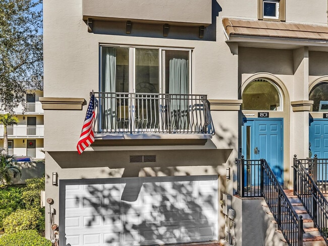 Building Photo - 1801 Coral Heights Blvd