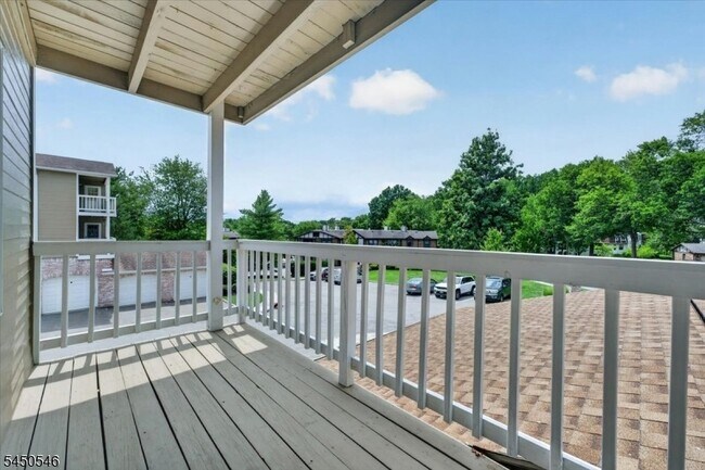 Building Photo - 24B Heritage Dr
