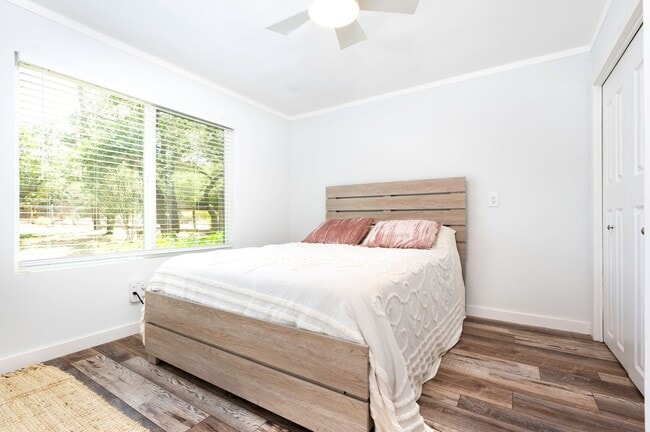 Building Photo - Extravagant 5 Star Vacation Home - Your Private Retreat in Hill Country, Wimberley Texas