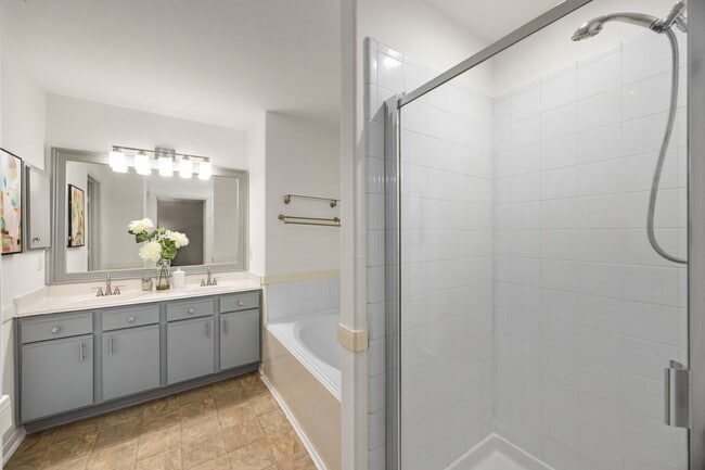 Building Photo - 19627 Lighthouse Scene Ln