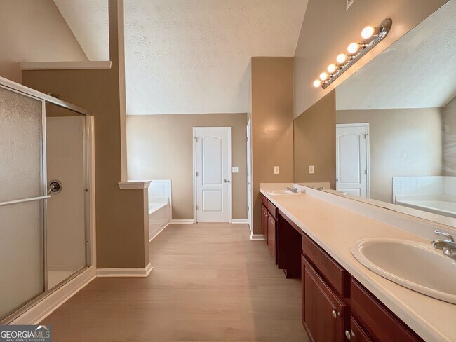 Building Photo - 2751 Spence Ct NE