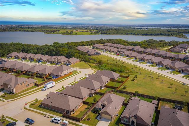 Building Photo - 3408 Sabine Dr