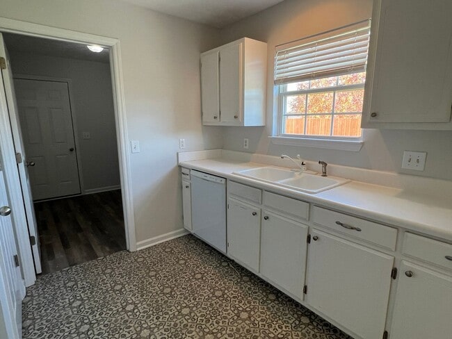 Building Photo - 1607 Galston Ct