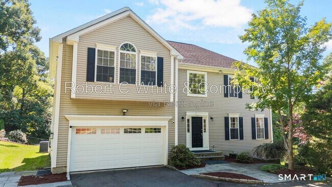 Building Photo - 155 Beardsley Rd