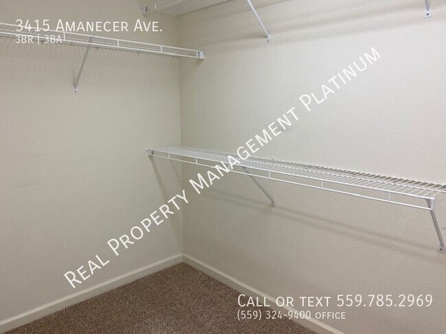 Building Photo - $2,500 Ashlan & Leonard 3 Bedroom + Solar ...