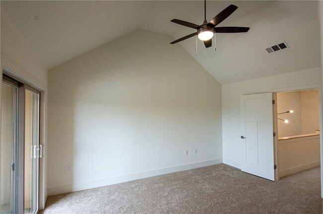 Building Photo - 102 Conservation Dr