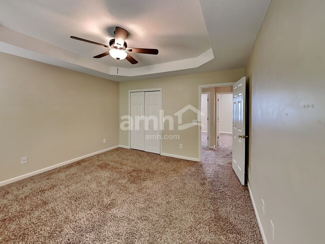Building Photo - 1021 Whispering Woods Dr