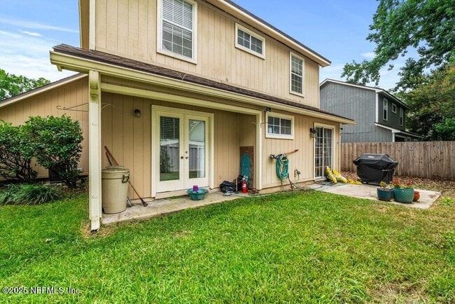 Building Photo - 9545 Glenn Abbey Way