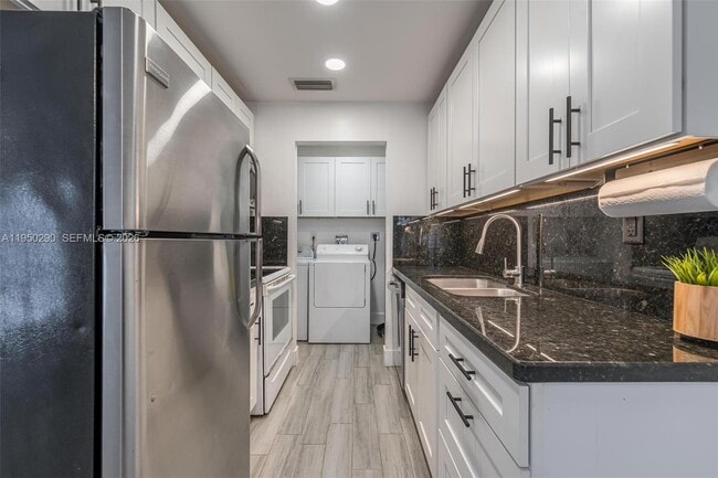 Building Photo - 130 NW 57th St