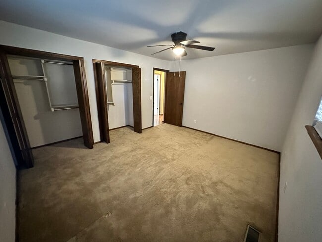 Building Photo - 4bed/3bath Home Available for Rent in Central Norman!!