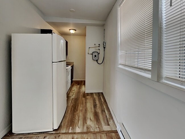 Building Photo - 307 S Montgomery Ave