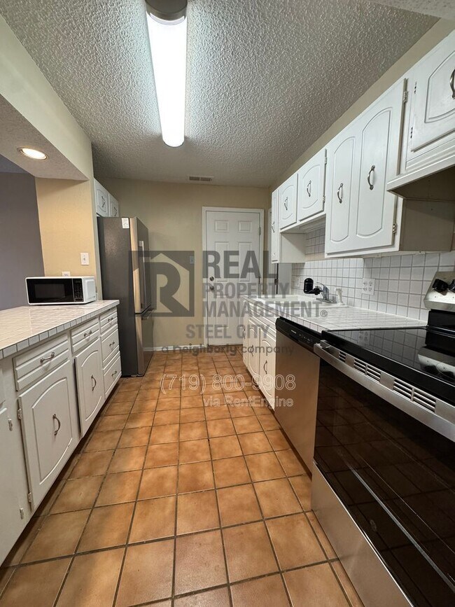 Building Photo - 118 Scotland Rd