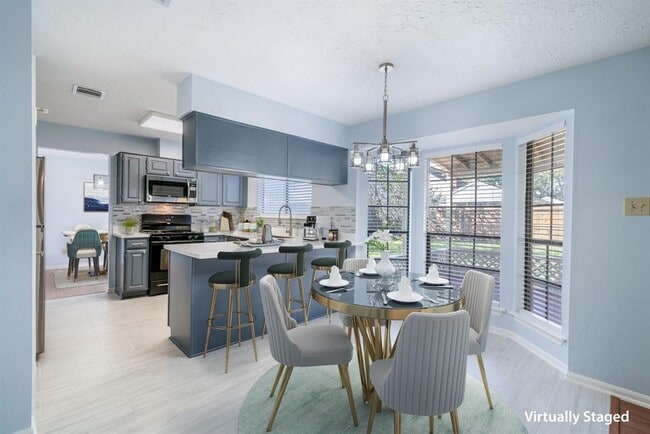 Building Photo - 4330 Heathfield Dr