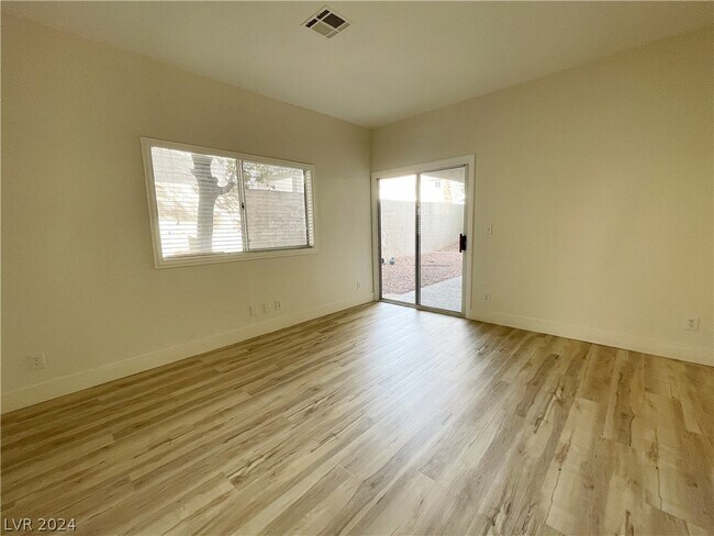 Building Photo - 7732 Crenshaw Way