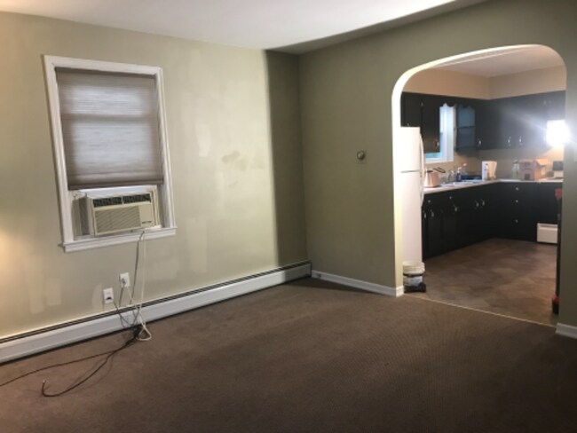 Building Photo - 3820 Chestnut St