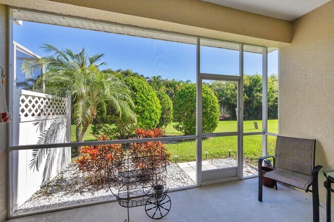 Building Photo - 796 Tartan Dr