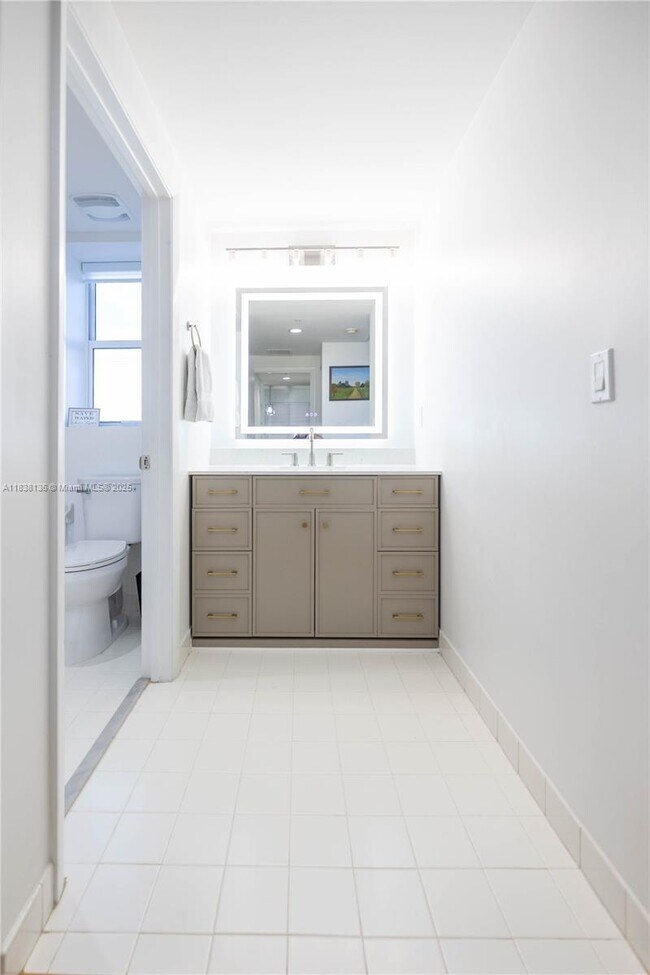 Building Photo - 7275 SW 90th St