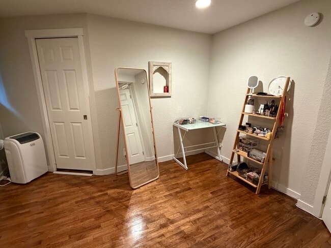 Building Photo - 12030 NE 144th St