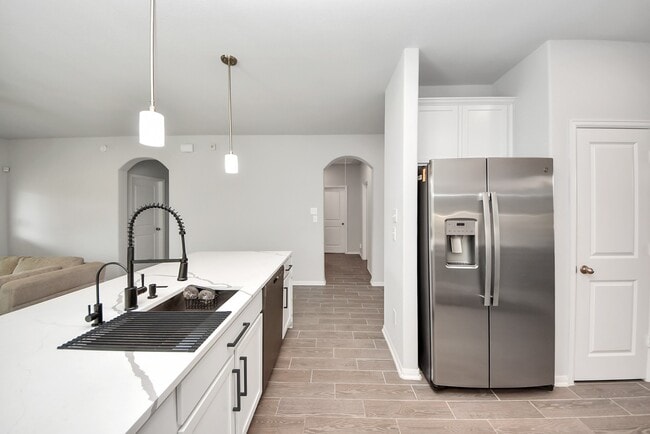 Building Photo - 15307 Davan Springs Dr