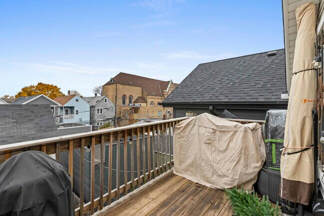 Building Photo - 2518 N Campbell Ave