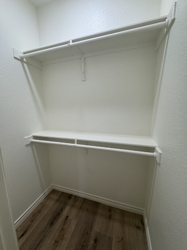 Building Photo - New 4BR/2.5BA Home – Perfect for Roommates, Walk to Campus!