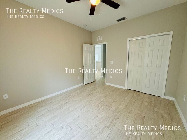 Building Photo - 1364 Gibbs Rd SW