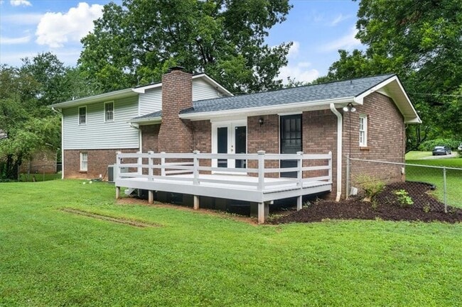 Building Photo - 5146 Bramblewood Dr