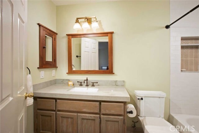 Building Photo - 1080 Rocton Dr