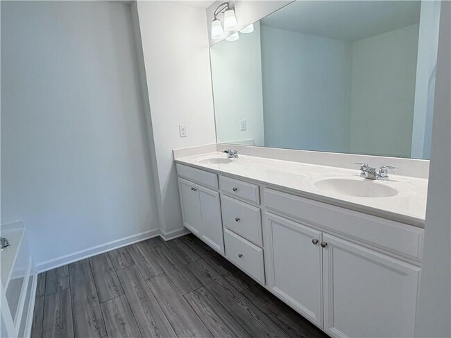 Building Photo - 575 Sausalito Walk