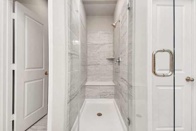 Building Photo - 1930 Waters Branch Dr