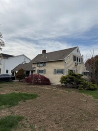Building Photo - 70 Lantern Rd