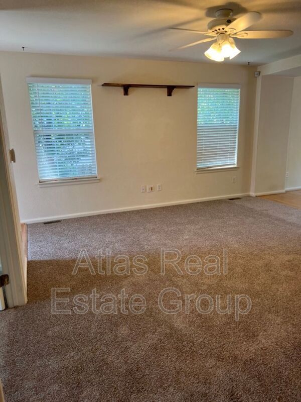 Building Photo - 8179 S Mobile Way