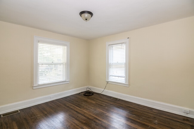 Building Photo - 221 E Mosley St