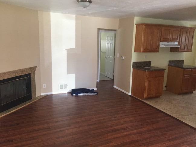 Building Photo - 4609 W 172nd St