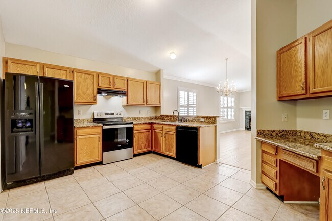 Building Photo - 9559 Southbrook Dr