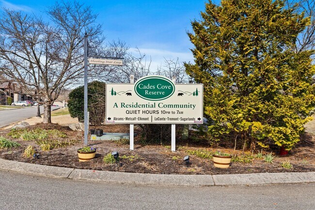 Building Photo - 235 Bishop Cap Cir