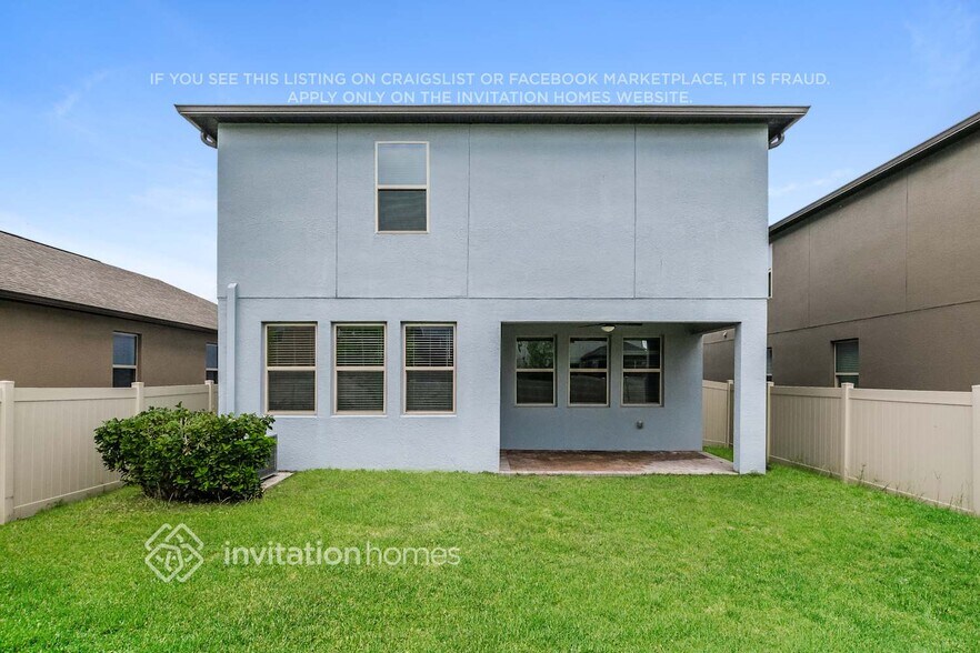 Building Photo - 9808 Little Bluestem Dr