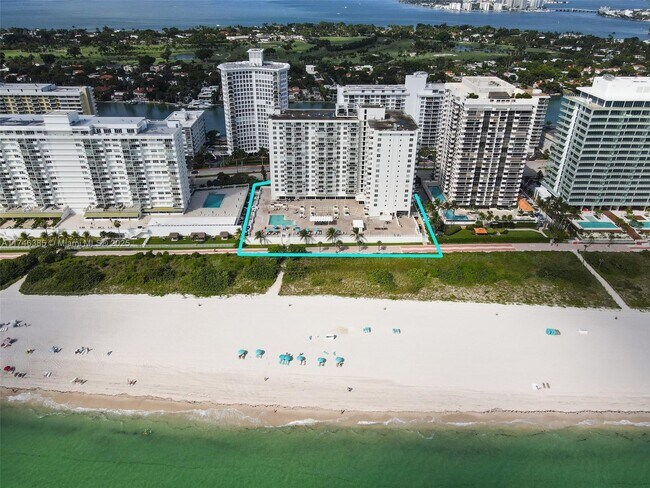 Primary Photo - 5701 Collins Ave