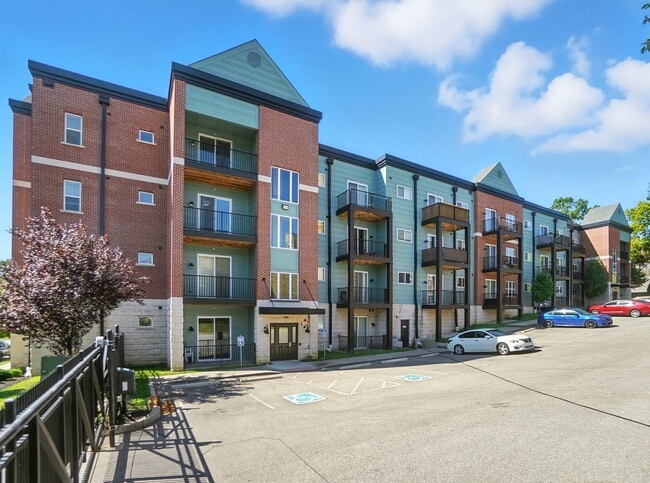 Interior Photo - New Windsor Flats