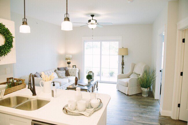 Interior Photo - 260 Lexington Avenue