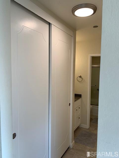 Building Photo - 1090 Main St