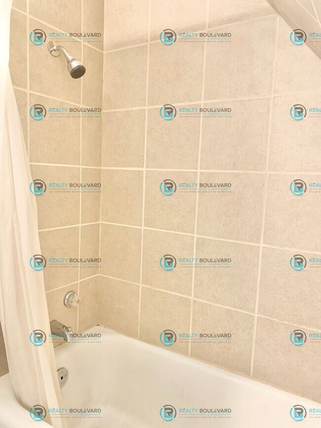 Building Photo - 1/2 Month Free!! 1 Bedroom 1 Bath - Cozy & Convenient Living close to UNR, Downtown Reno and Free...