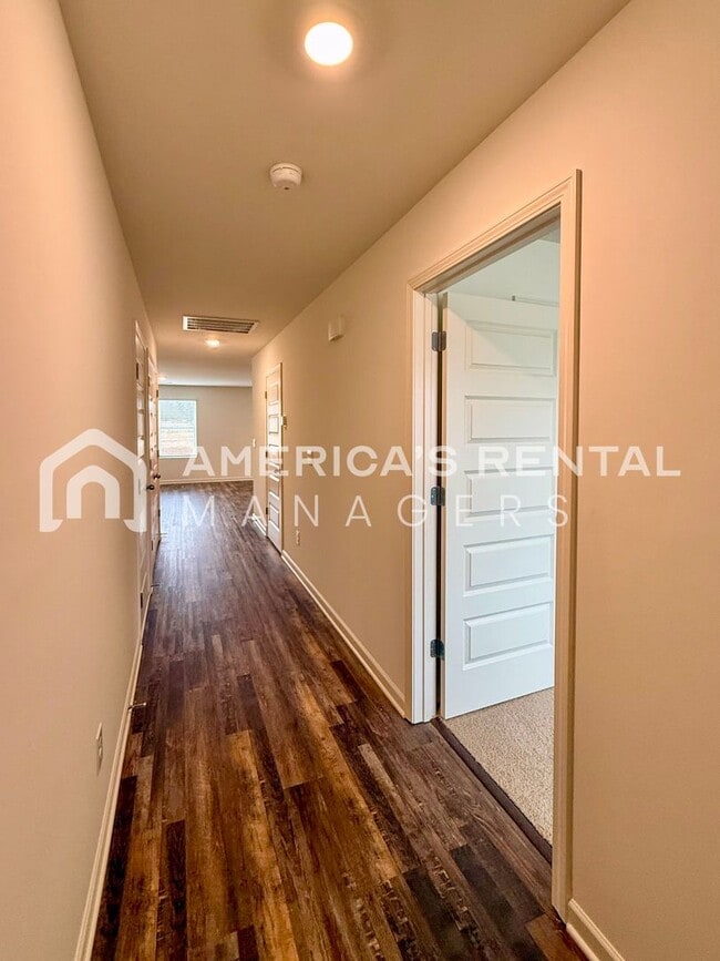 Building Photo - Spacious Single-Story Living in Vance, AL! View with 48 Hours Notice! REDUCED PRICE!  DEPOSIT PEN...