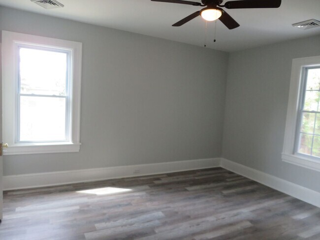 Building Photo - Brace yourself, because this Walnut Hill beauty doesn’t just turn heads — it demands a double-tak...