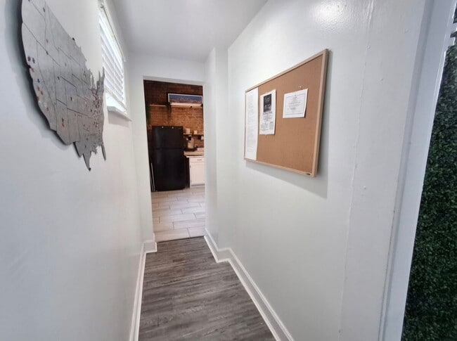 Building Photo - Fully Furnished 1 bedroom in Ludlow – All Utilities Included