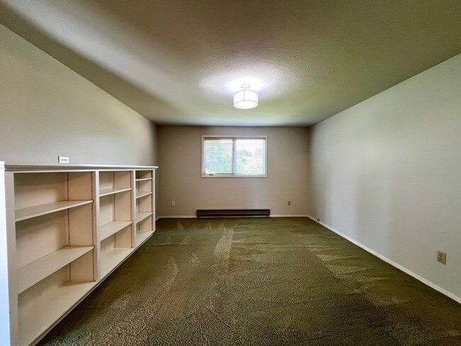 Building Photo - Non-Refundable & Security Deposit Total: $...